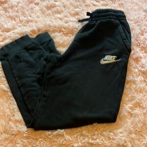 Big boys xl black Nike jogger sweatpants